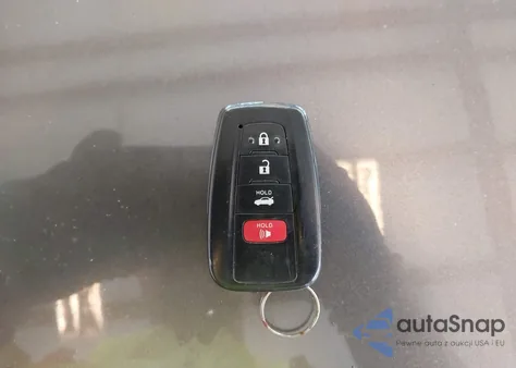 2023 Toyota Camry Xle Hybrid z USA, uszkodzony, nr VIN 4T1F31AK5PU607727